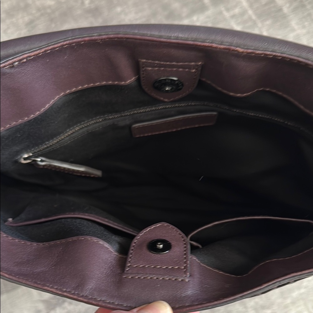 Burberry Brown Leather Hobo Bag with Braided Trim - Picture 5 of 10